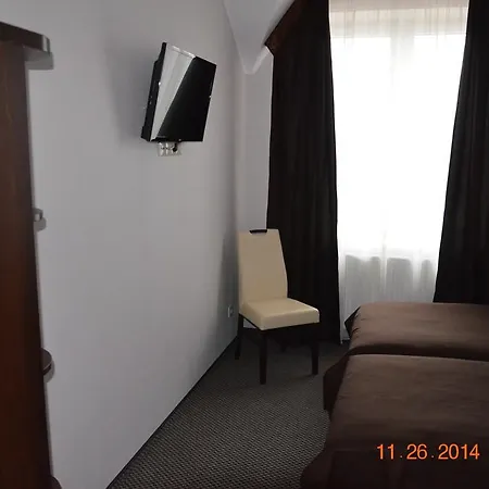 Hotel Batori *